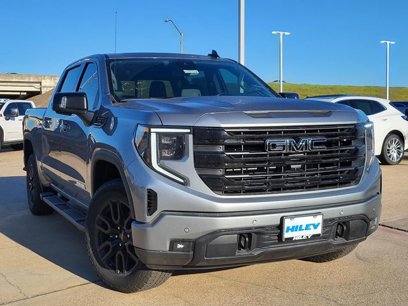 New 2025 GMC Sierra 1500 Elevation w/ Elevation Premium Package