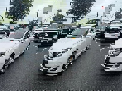 Used 2013 Lincoln MKZ