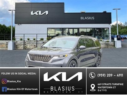 Certified 2023 Kia Carnival SX