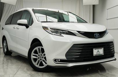 Used 2024 Toyota Sienna Limited