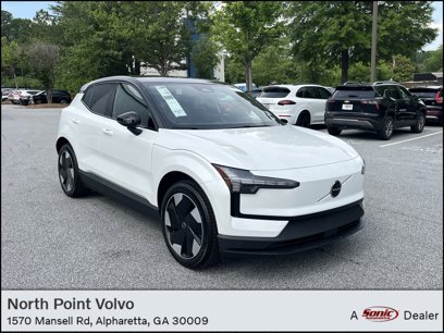 New 2025 Volvo EX30 Plus w/ Climate Package