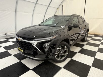 New 2025 Chevrolet Trax LT w/ LT Convenience Package