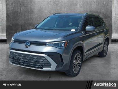 New 2025 Volkswagen Taos SE