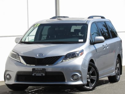 Used 2017 Toyota Sienna SE