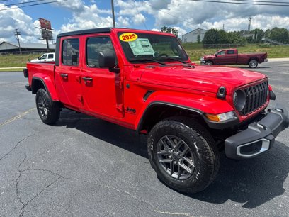 New 2025 Jeep Gladiator Sport