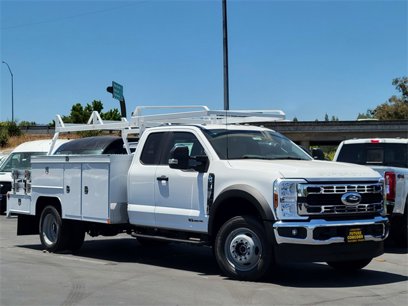 New 2025 Ford F550 4x4 SuperCab Super Duty