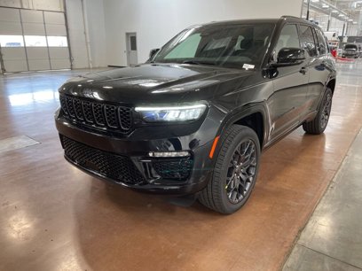 New 2025 Jeep Grand Cherokee Summit w/ High Altitude Package