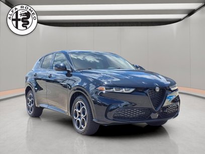 New 2025 Alfa Romeo Tonale w/ Premium Package
