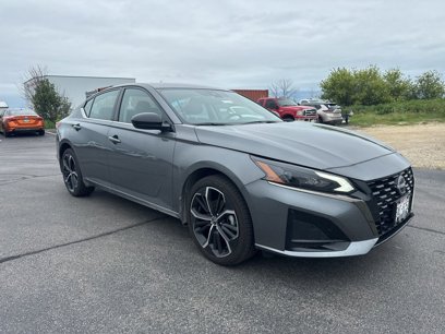 Certified 2025 Nissan Altima 2.5 SR