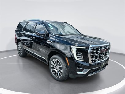 New 2025 GMC Yukon Denali w/ Sun & Power Step Package