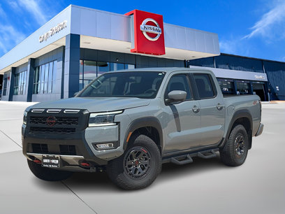 New 2025 Nissan Frontier PRO-4X w/ Pro Convenience Package