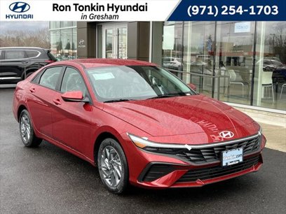 New 2025 Hyundai Elantra Blue