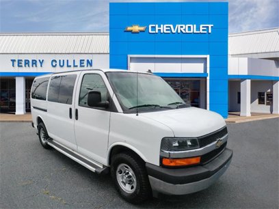Used 2017 Chevrolet Express 2500 LT w/ LT Preferred Equipment Group