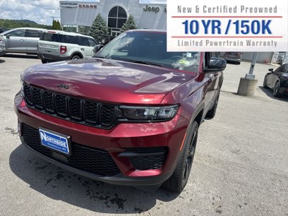 Used 2024 Jeep Grand Cherokee Altitude