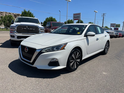 Used 2021 Nissan Altima 2.5 SV w/ SV Premium Package