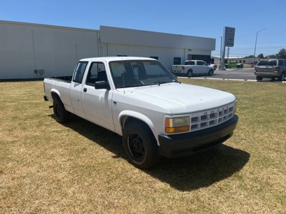 Used 1992 Dodge Dakota 2WD Club Cab
