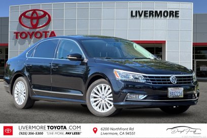 Used 2017 Volkswagen Passat 1.8T SE w/ SE Lighting Package