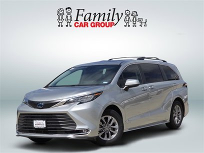 Used 2021 Toyota Sienna XLE