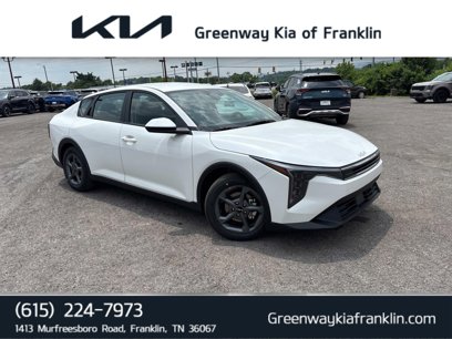 New 2025 Kia K4 LXS