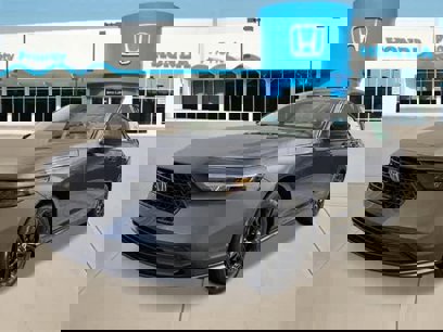 New 2025 Honda Accord SE