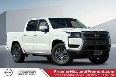 New 2025 Nissan Frontier SV w/ Tow Package
