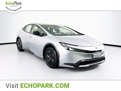 Used 2025 Toyota Prius LE