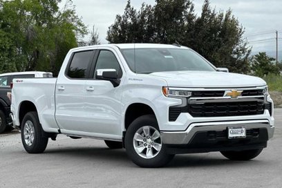 New 2024 Chevrolet Silverado 1500 LT w/ Convenience Package II