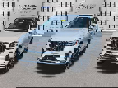 Certified 2022 Volvo XC60 T8 Inscription w/ Advanced Package