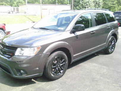Used 2019 Dodge Journey SE w/ Connectivity Group