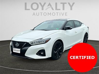 Certified 2023 Nissan Maxima SR w/ Sport Mat Group