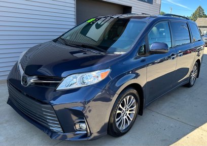 Used 2018 Toyota Sienna XLE