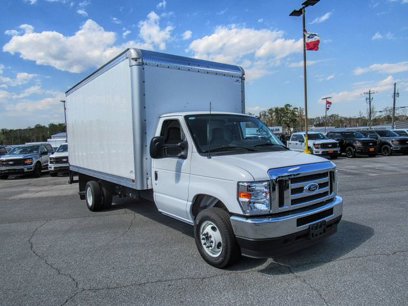New 2025 Ford E-450 and Econoline 450 Super Duty w/ Power Equipment Group