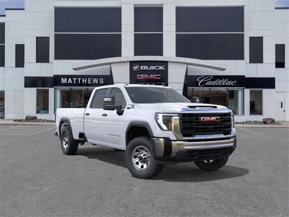 New 2025 GMC Sierra 3500 Pro w/ Convenience Package