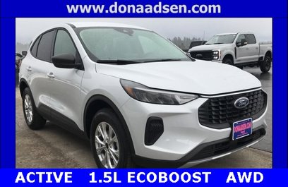 New 2025 Ford Escape Active w/ Cold Weather Package
