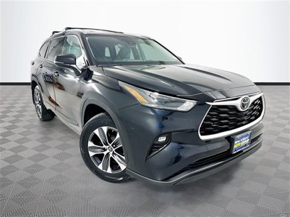 Used 2022 Toyota Highlander XLE