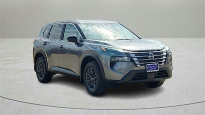 New 2025 Nissan Rogue S