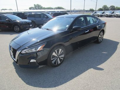 Used 2021 Nissan Altima 2.5 SV