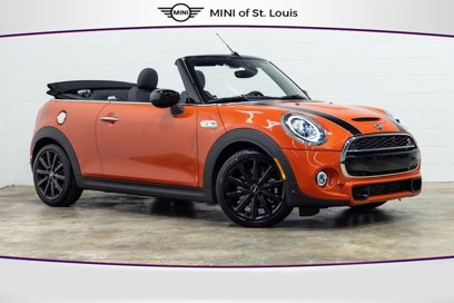 Used 2021 MINI Cooper S w/ 6.5" Touchscreen Package
