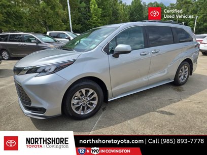 Certified 2025 Toyota Sienna LE
