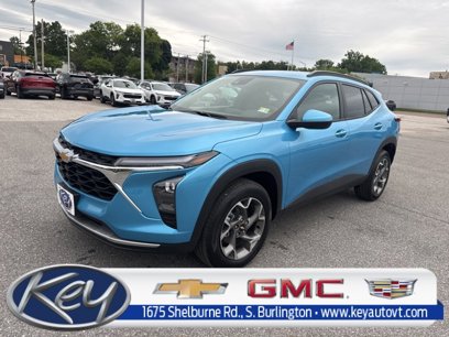 New 2025 Chevrolet Trax LT w/ LT Convenience Package