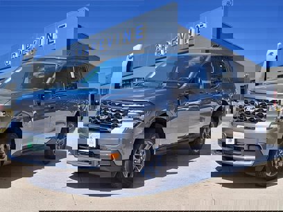 New 2025 Ford Maverick XLT
