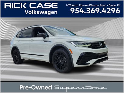 Certified 2022 Volkswagen Tiguan SE R-Line