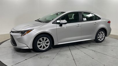 New 2025 Toyota Corolla LE