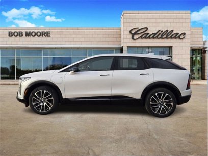 New 2025 Cadillac Optiq Sport 1 w/ LPO, Floor Liner Package