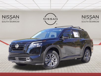 New 2025 Nissan Pathfinder SV w/ SV Premium Package