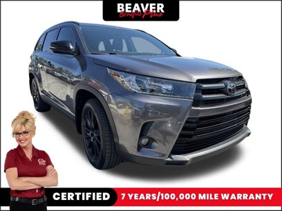 Used 2019 Toyota Highlander SE