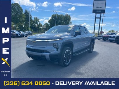 Used 2025 Chevrolet Silverado EV LT w/ LT Premium Package