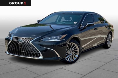 Certified 2024 Lexus ES 300h w/ Luxury Package