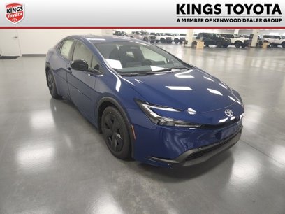 New 2025 Toyota Prius LE