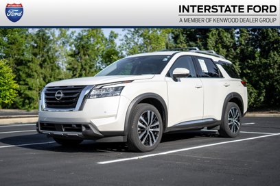 Used 2023 Nissan Pathfinder Platinum